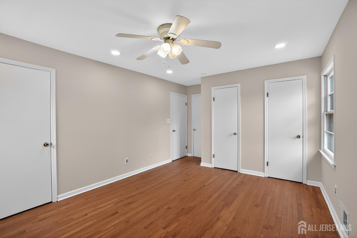 21 Ash Road Edison, NJ 08817 - Photo 16 of 35