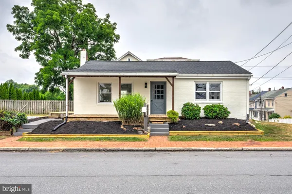 $275,000 | 271 North Race Street, Middletown, PA 17057