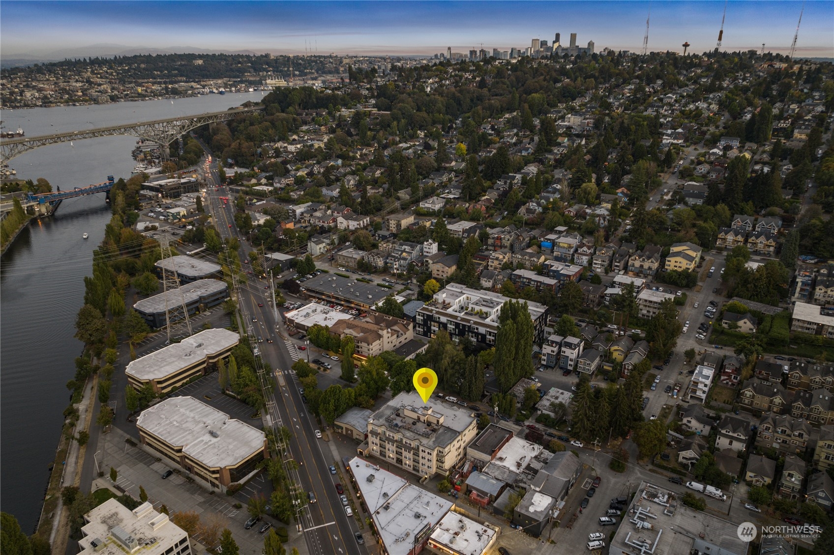 18 Dravus Street, Unit 210 Seattle, WA 98109 - Photo 35 of 38 an aerial view of multiple house