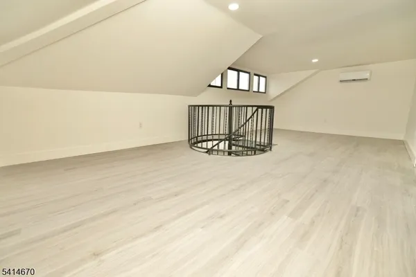 $3,400 | 536 Central Avenue, Unit 403, Newark, NJ 07107