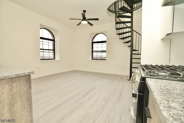 $3,400 | 536 Central Avenue, Unit 403, Newark, NJ 07107