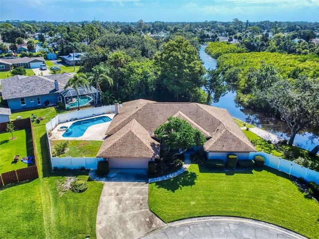 $824,999 | 134 Sea Street, New Smyrna Beach, FL 32168