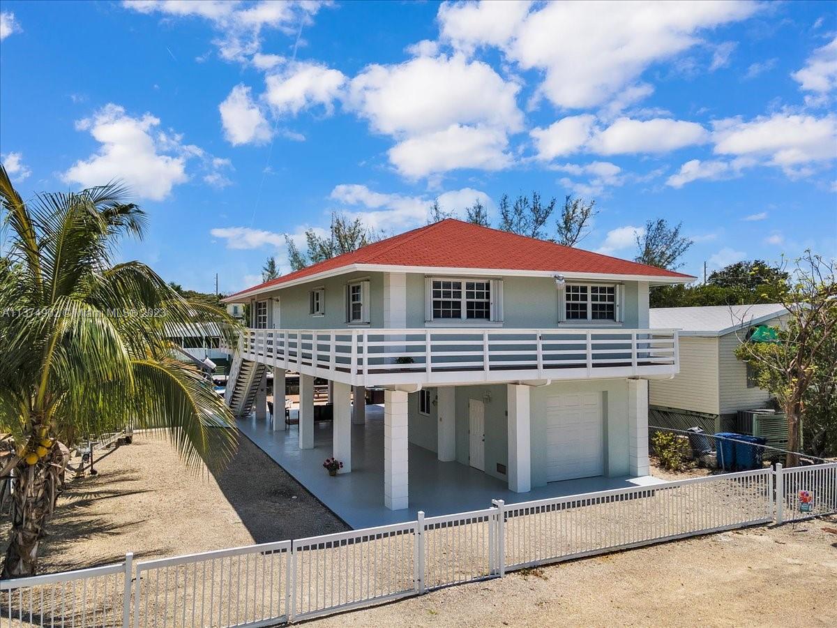227 Lower Matecumbe Road Key Largo, FL 33037 - Photo 2 of 28 Gallery Image 2