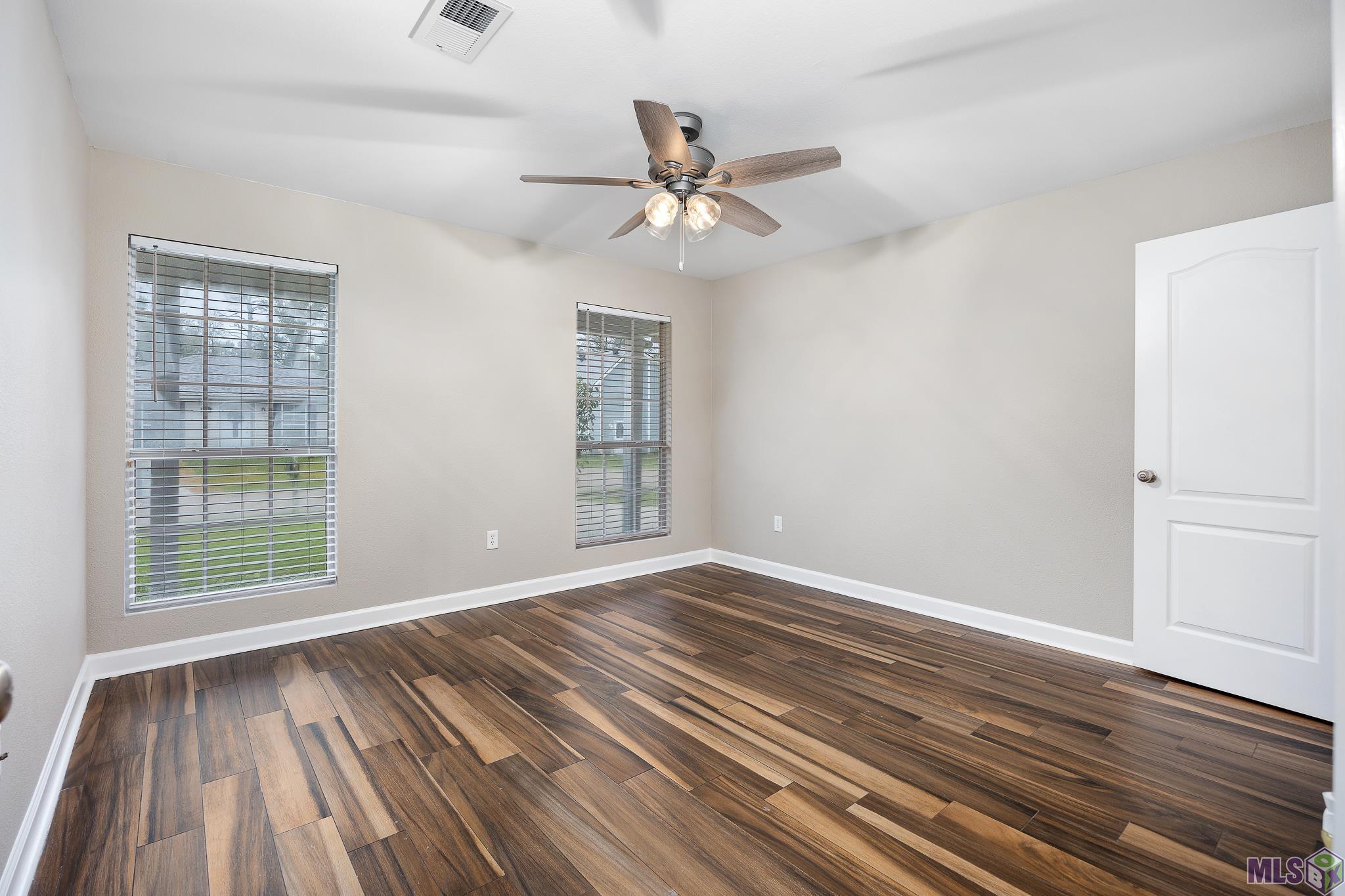44058 Lake Village Road Prairieville, LA 70769 - Photo 11 of 21 Primary Bedroom