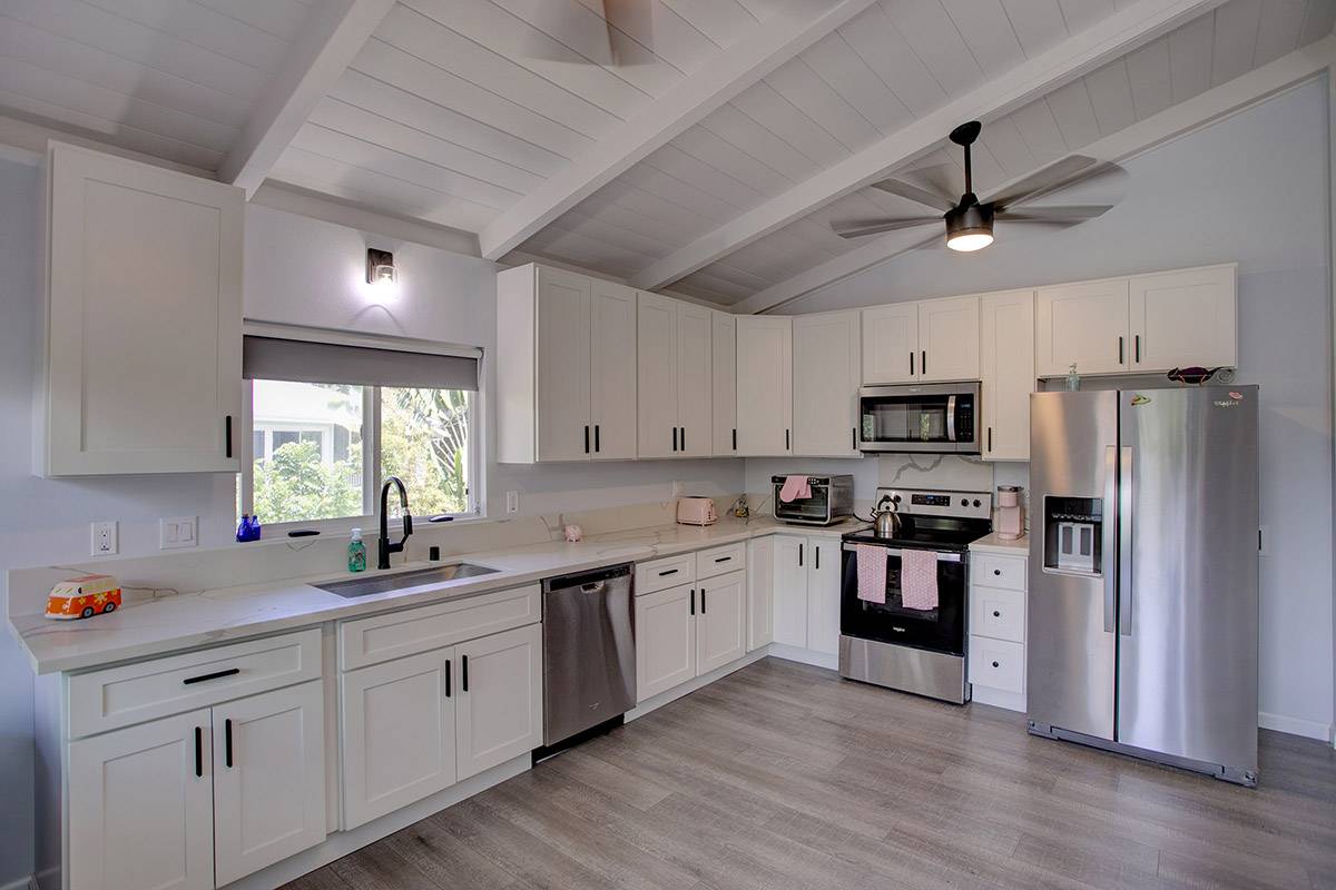 15-1085 Kiawe Road Keaau, HI 96749 - Photo 4 of 26