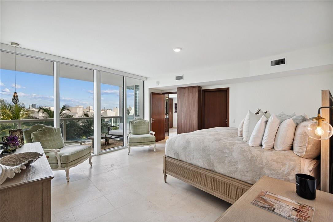 450 Alton Road, Unit 802 Miami Beach, FL 33139 - Photo 18 of 36 Photo 18