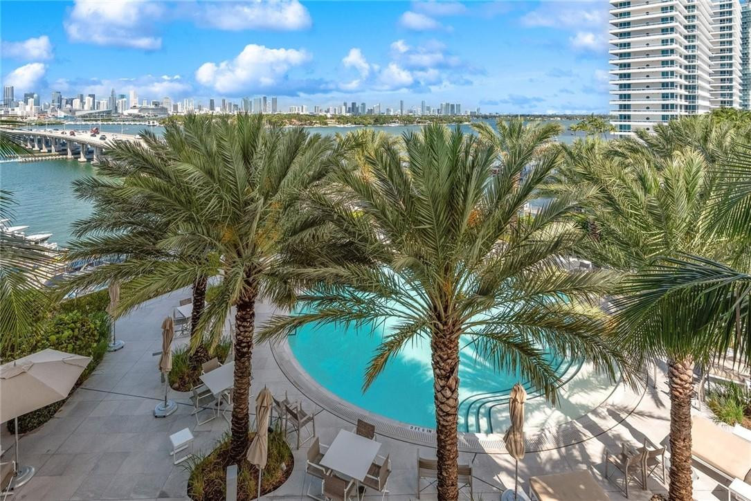 450 Alton Road, Unit 802 Miami Beach, FL 33139 - Photo 10 of 36 Photo 10
