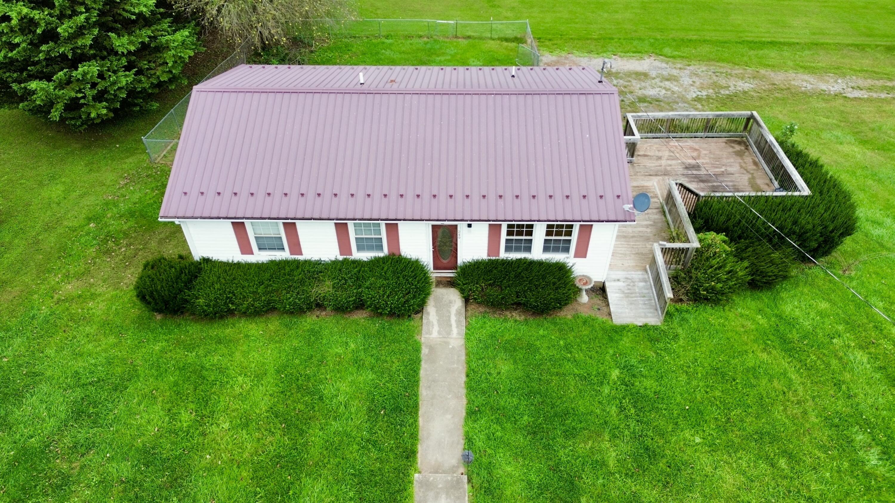 249 Fox Fire Road Max Meadows, VA 24360 - Photo 2 of 14 tempImageOOUJsx