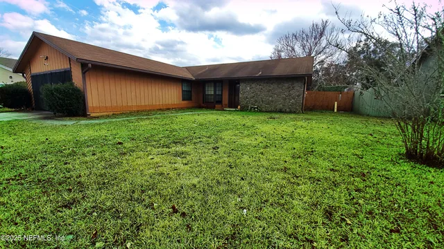 $260,000 | 807 Elmwood Street, Orange Park, FL 32065