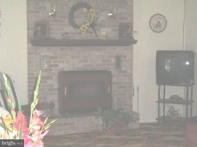 255 Old Quaker Road Etters, PA 17319 - Photo 5 of 9 Gallery Image 5