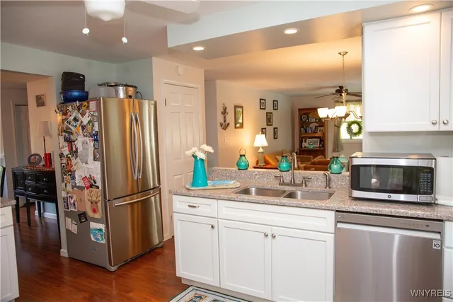 $425,000 | 13431 Ward Road, Holland, NY 14080