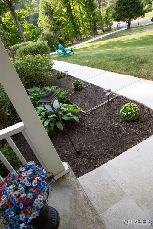 13431 Ward Road Holland, NY 14080 - Photo 6 of 50 Note the long concrete driveway!