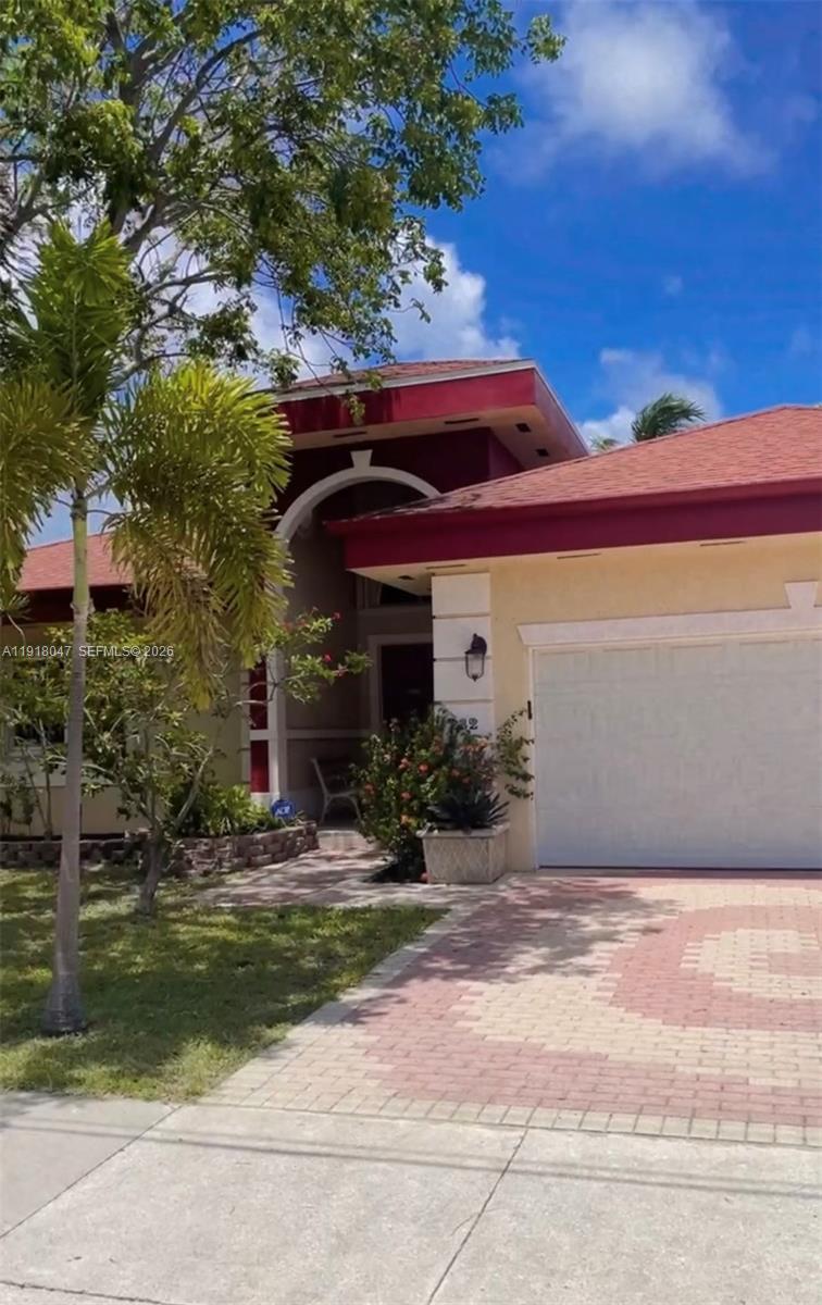 232 Southwest 7th Avenue Hallandale Beach, FL 33009 - Photo 7 of 36