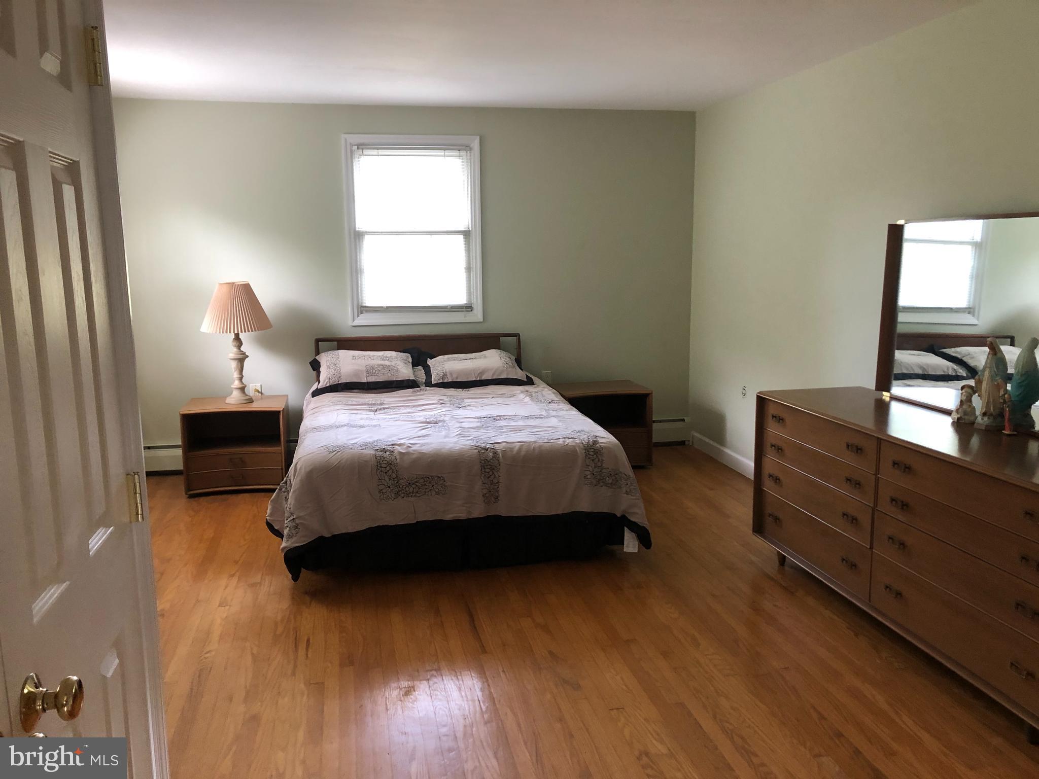 685 New Galena Road Chalfont, PA 18914 - Photo 23 of 62 Main Bedroom
