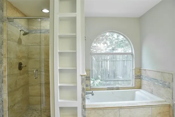 $2,300 | 6626 Crystal Point Drive, Katy, TX 77449
