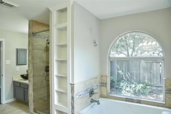 $2,300 | 6626 Crystal Point Drive, Katy, TX 77449