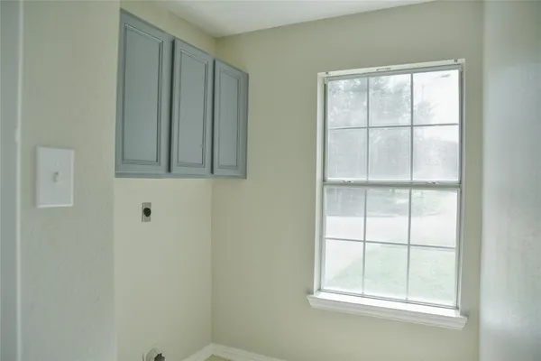 $2,300 | 6626 Crystal Point Drive, Katy, TX 77449