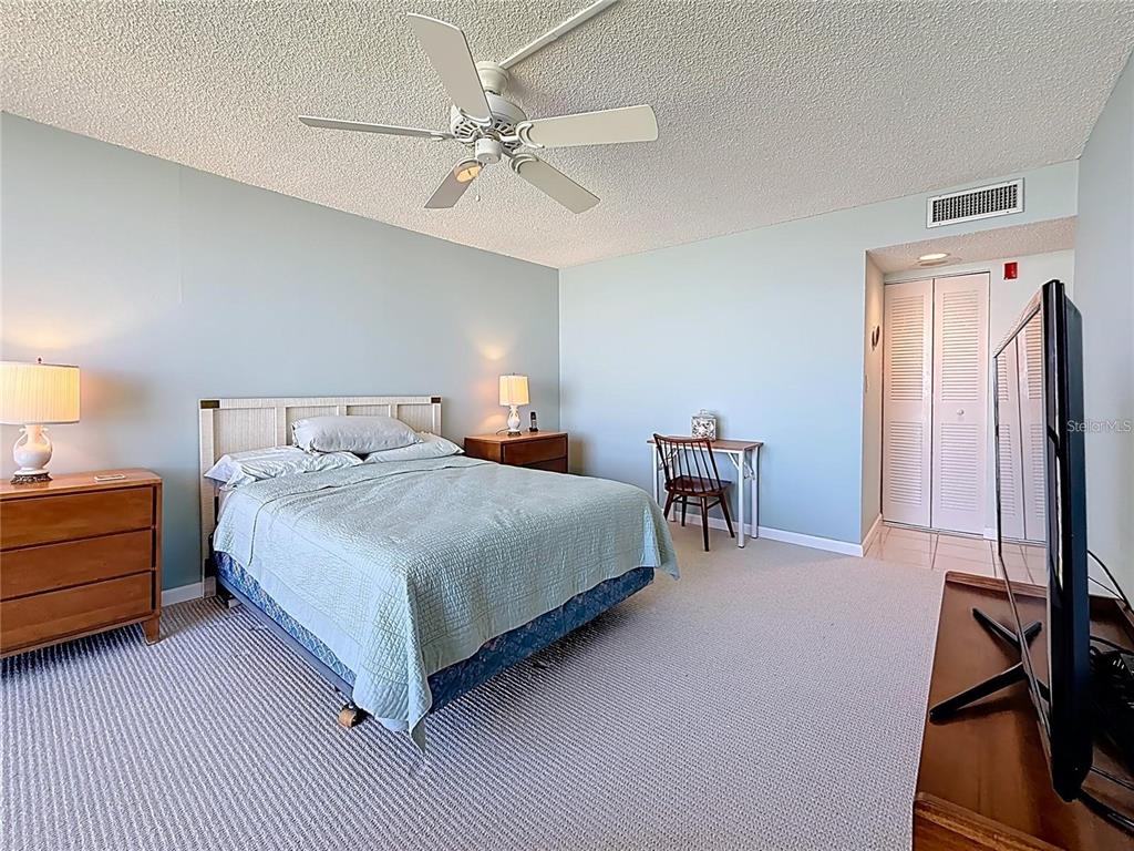 Key Capri Key Capri Key, Unit 301 St. Petersburg, FL 33706 - Photo 38 of 67