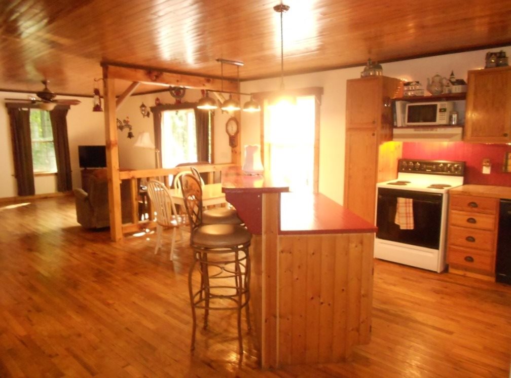 3140 South East County Line Road Shepherd, MI 48883 - Photo 9 of 38 1848769-8.JPG