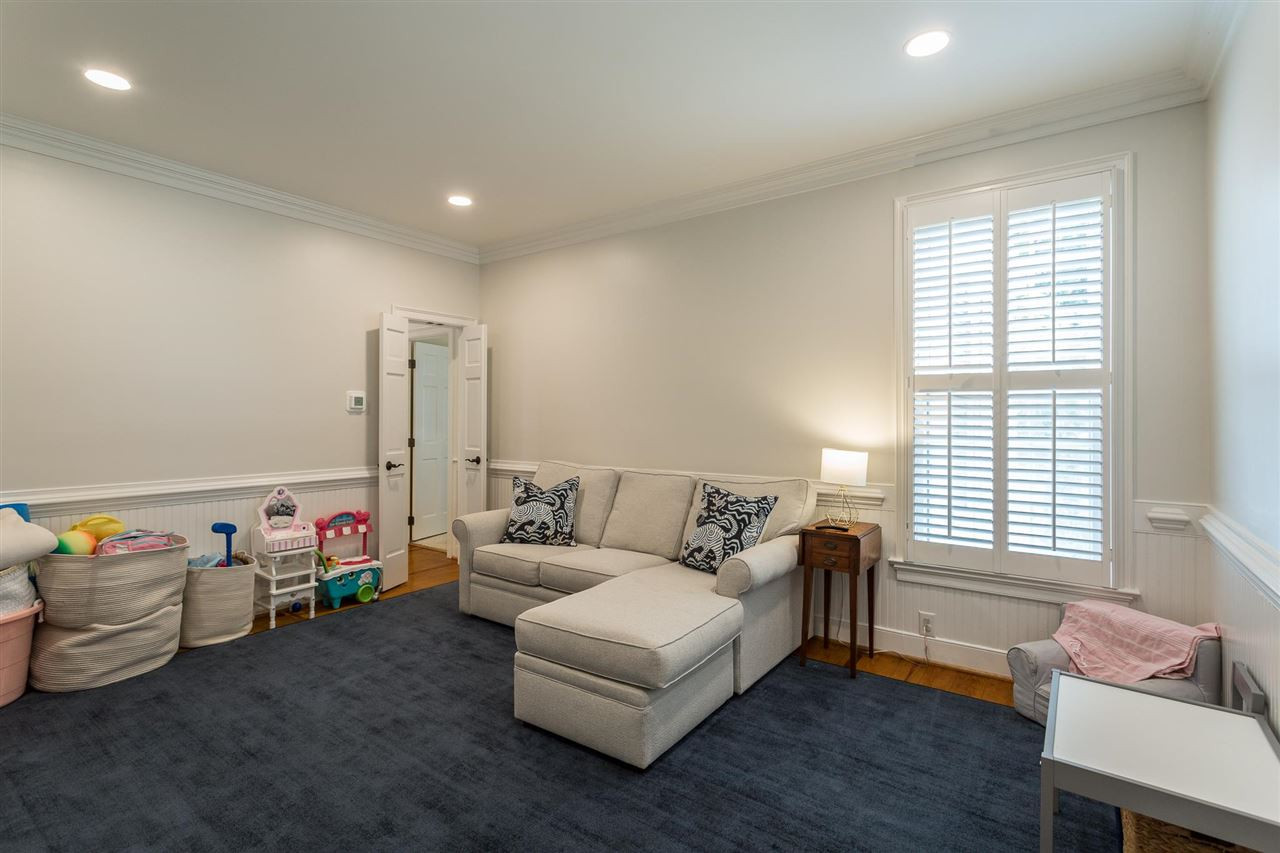 2318 Hales Road Raleigh, NC 27608 - Photo 7 of 30 Photo 7