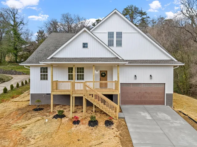 $635,000 | 2621 Berkley Drive, Chattanooga, TN 37415
