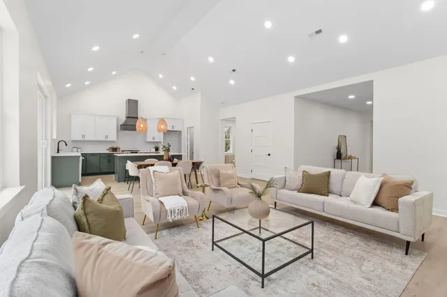 $635,000 | 2621 Berkley Drive, Chattanooga, TN 37415