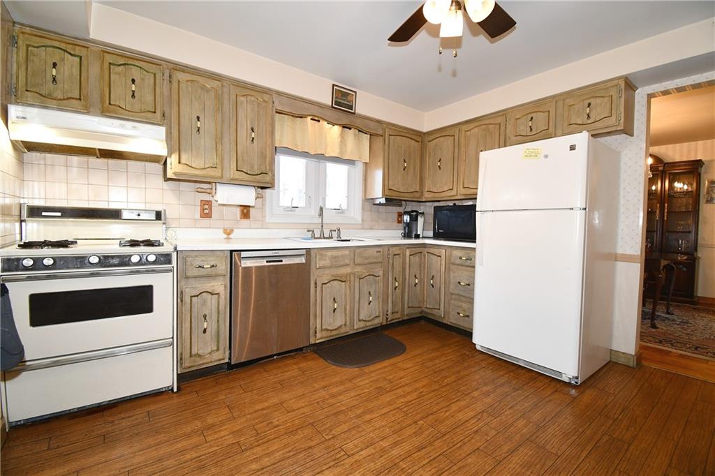 52 Bellview Circle McKees Rocks, PA 15136 - Photo 16 of 32