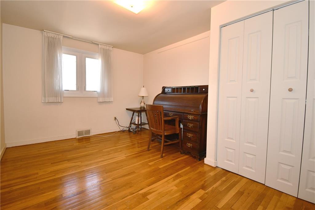 52 Bellview Circle McKees Rocks, PA 15136 - Photo 21 of 32