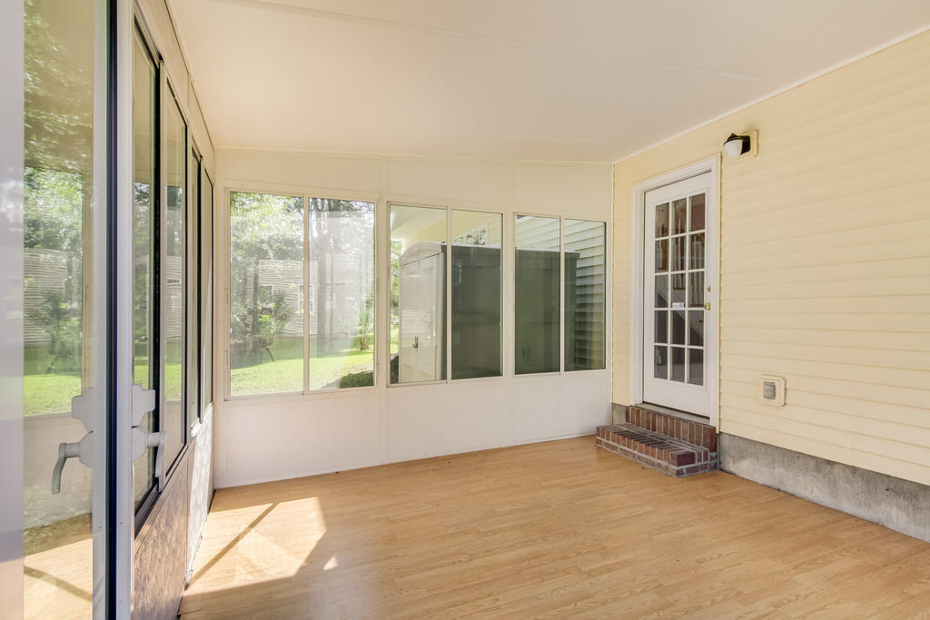 156 Oakbluff Road Summerville, SC 29485 - Photo 10 of 26 IMG_6052