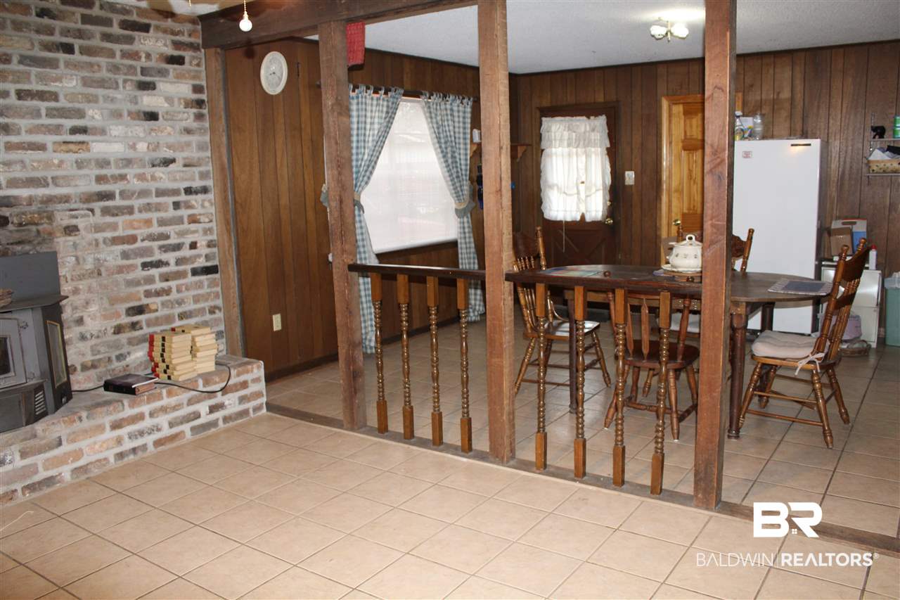 548 Cortez Street Creola, AL 36525 - Photo 3 of 16 Living room
