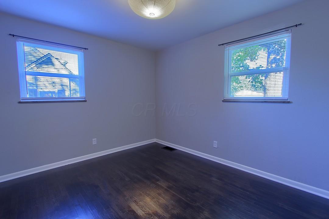 2608 Bristol Road Columbus, OH 43221 - Photo 16 of 45