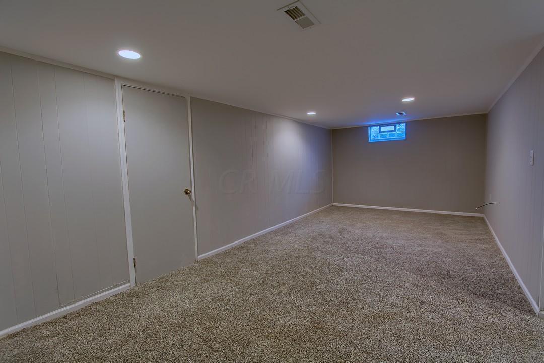 2608 Bristol Road Columbus, OH 43221 - Photo 28 of 45