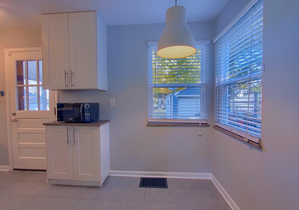 2608 Bristol Road Columbus, OH 43221 - Photo 9 of 45