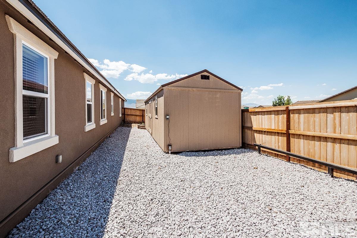 10310 Palladium Mine Drive Reno, NV 89521 - Photo 33 of 35 a view of a back yard of the house