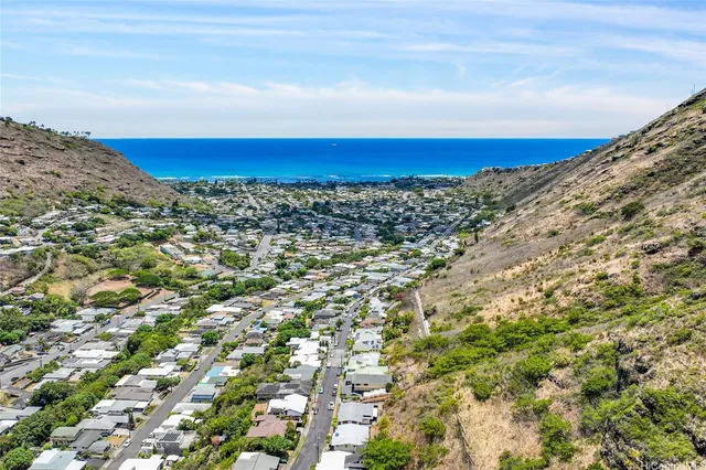 $2,258,000 | 888 Ahuwale Street, Honolulu, HI 96821