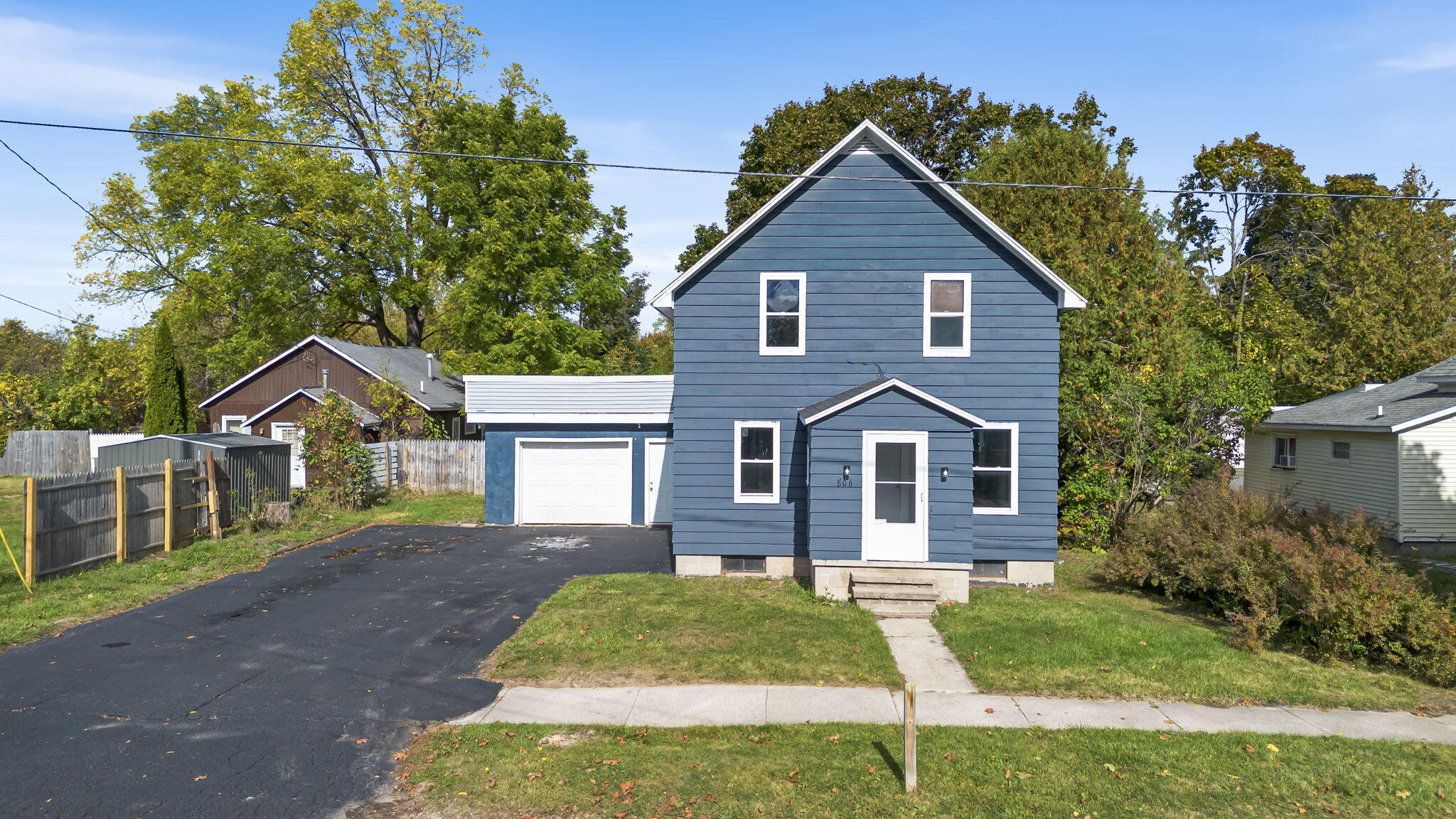 806 Division Street Cheboygan, MI 49721 - Photo 31 of 44 2-web-or-mls-DJI_0609