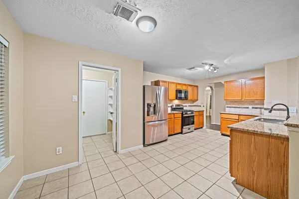 $2,500 | 19603 Yaupon Mist Drive, Cypress, TX 77433
