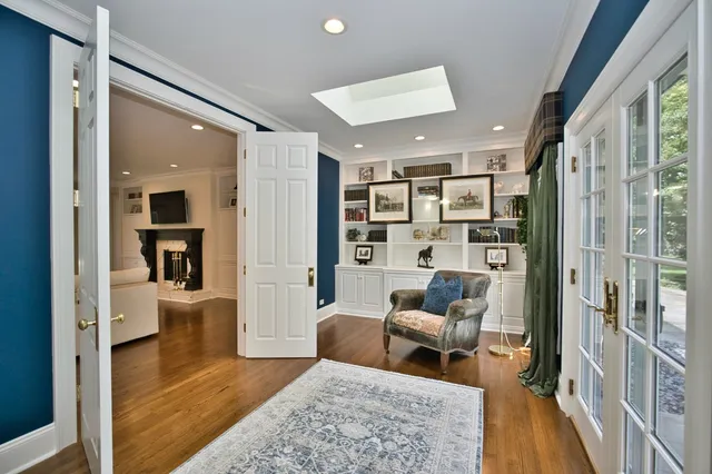 $2,750,000 | 560 Jacqulyn Lane, Lake Forest, IL 60045