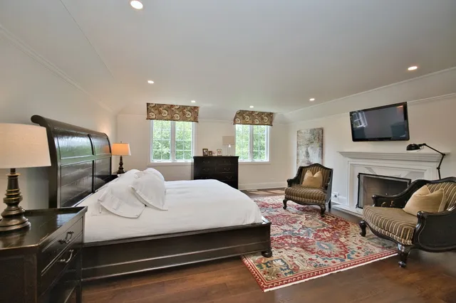 $2,750,000 | 560 Jacqulyn Lane, Lake Forest, IL 60045