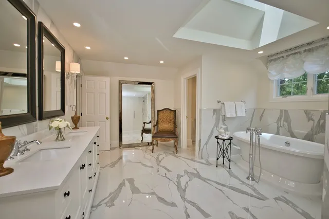 $2,750,000 | 560 Jacqulyn Lane, Lake Forest, IL 60045