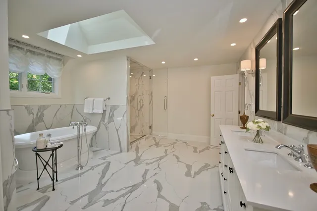 $2,750,000 | 560 Jacqulyn Lane, Lake Forest, IL 60045