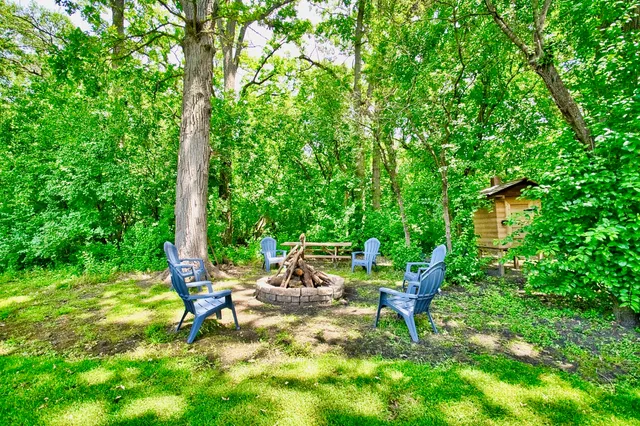 $2,750,000 | 560 Jacqulyn Lane, Lake Forest, IL 60045