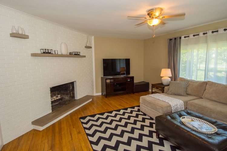 15242 Brick Road Granger, IN 46530 - Photo 4 of 27