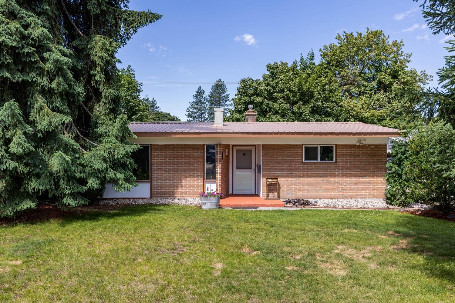 6721 North Howard Street Spokane, WA 99208 - Photo 2 of 48