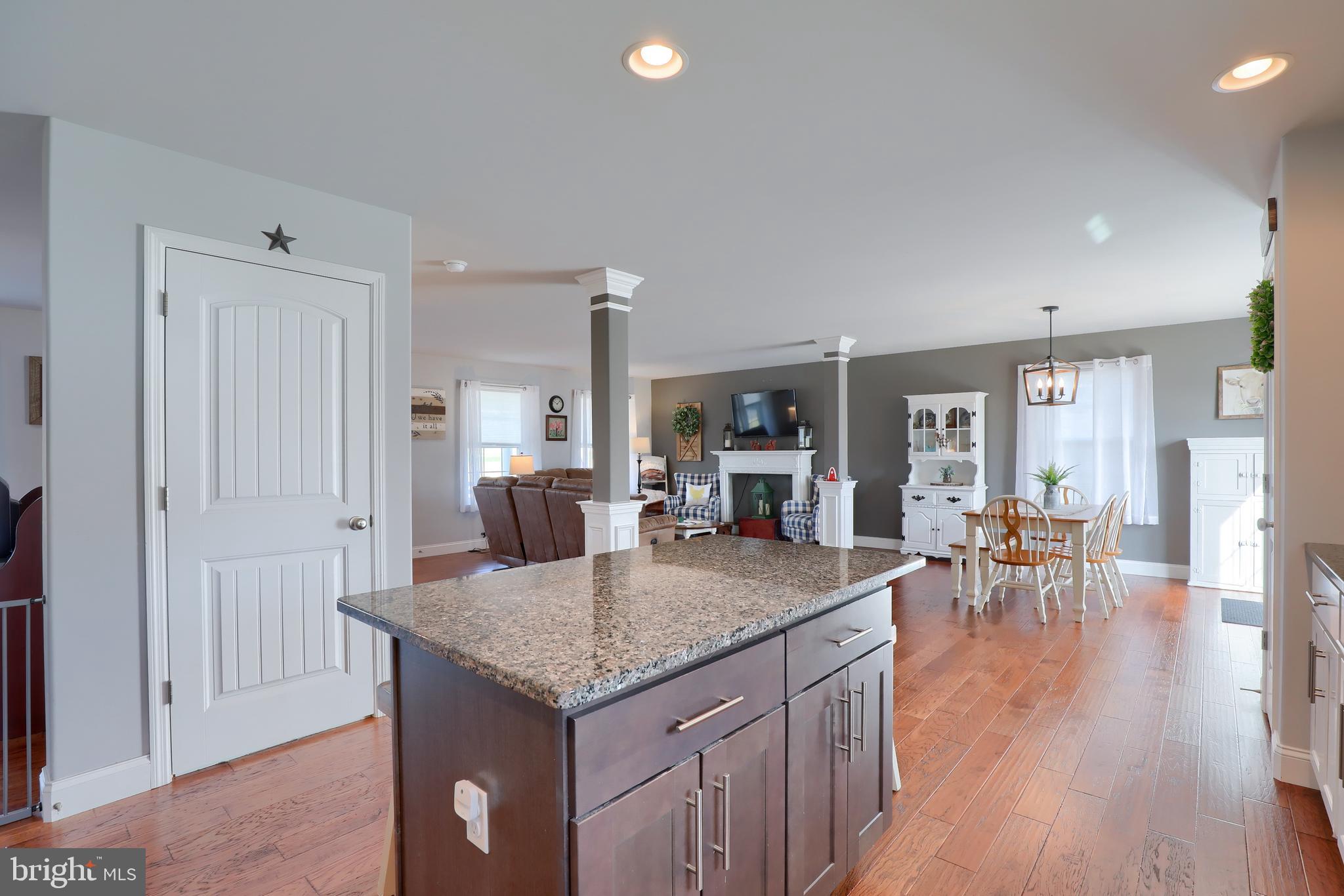 883 Central Manor Road Lancaster, PA 17603 - Photo 13 of 49