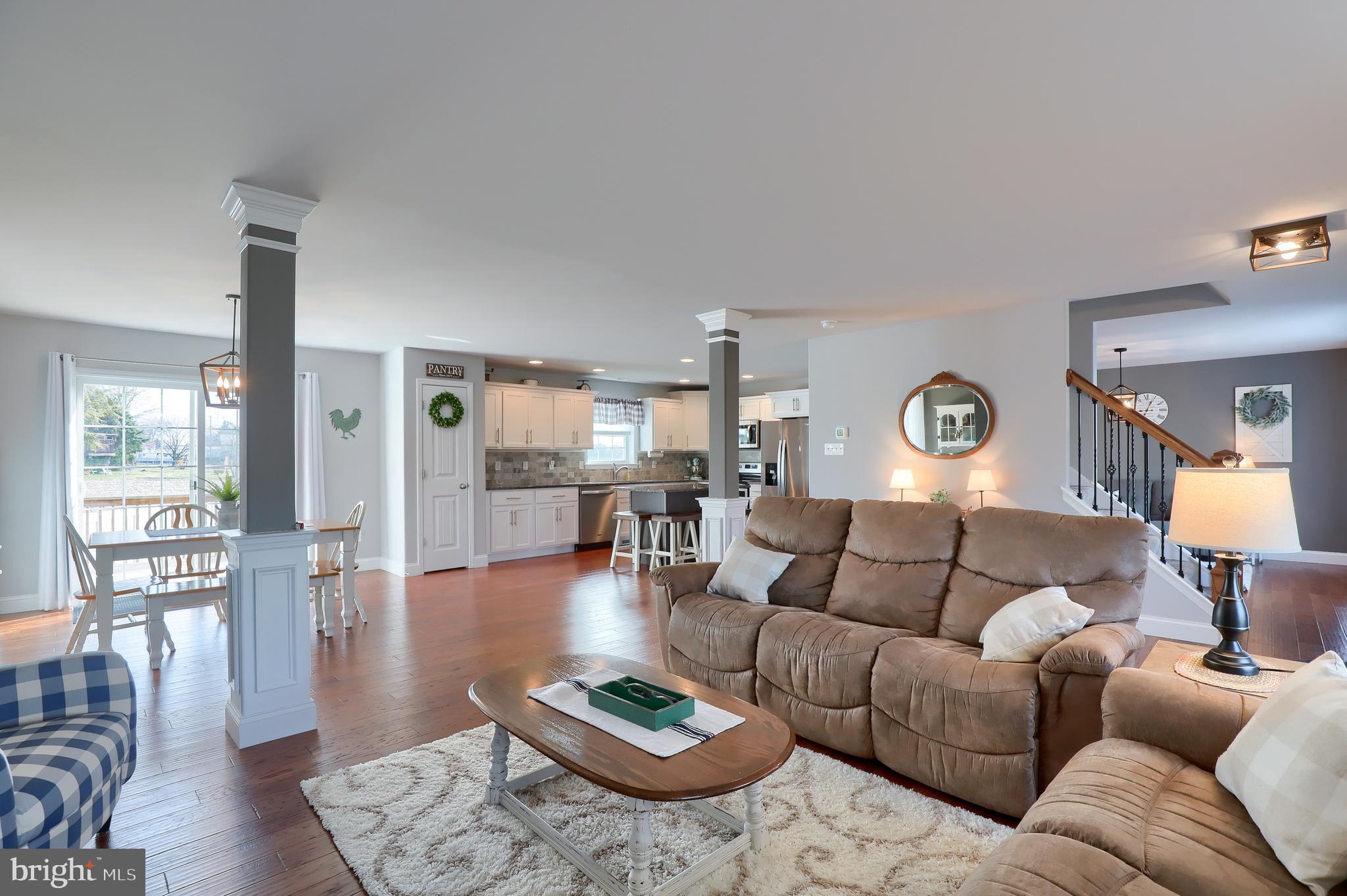 883 Central Manor Road Lancaster, PA 17603 - Photo 7 of 49