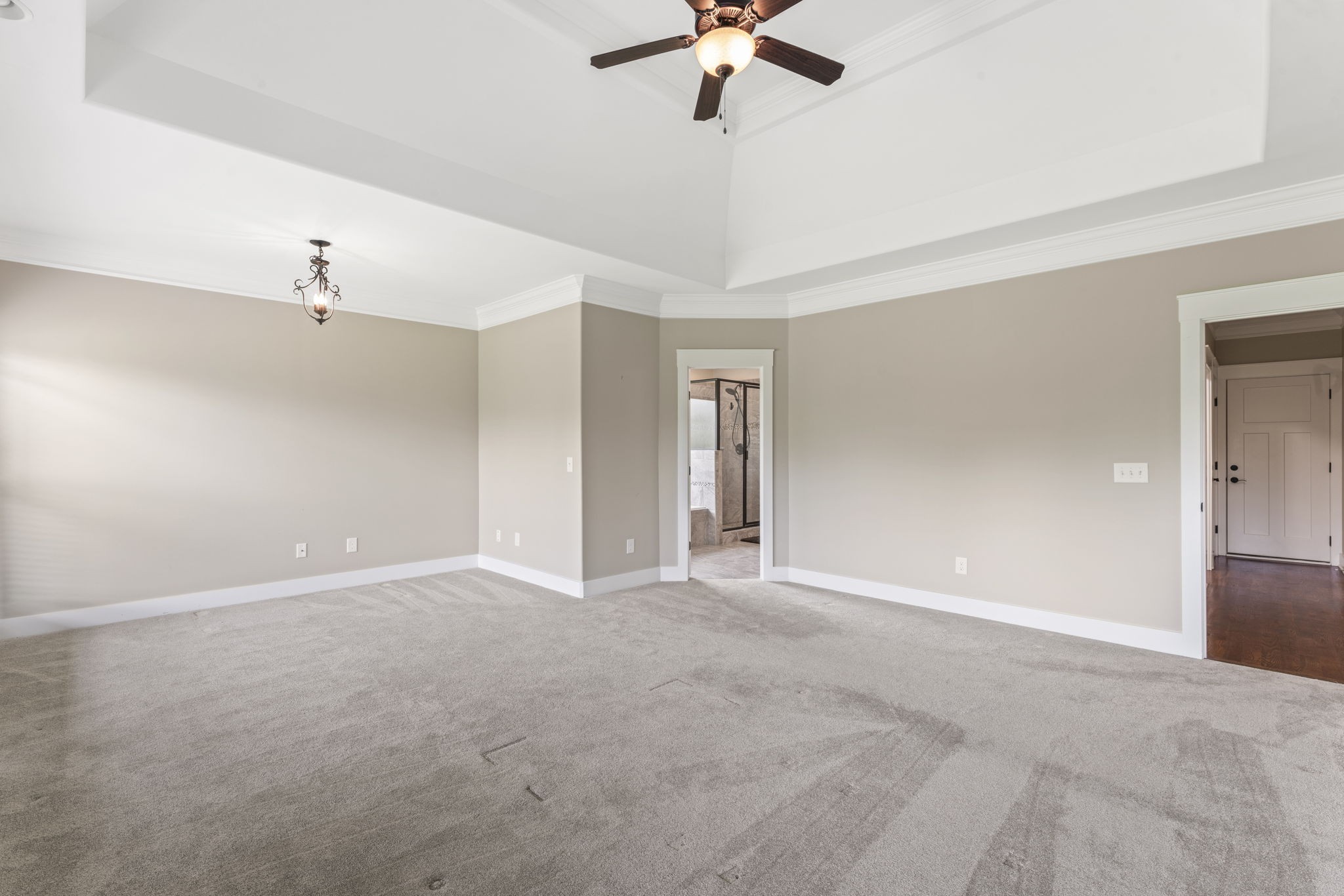 523 Urlacher Drive Murfreesboro, TN 37129 - Photo 19 of 45 a view of an empty room with a ceiling fan