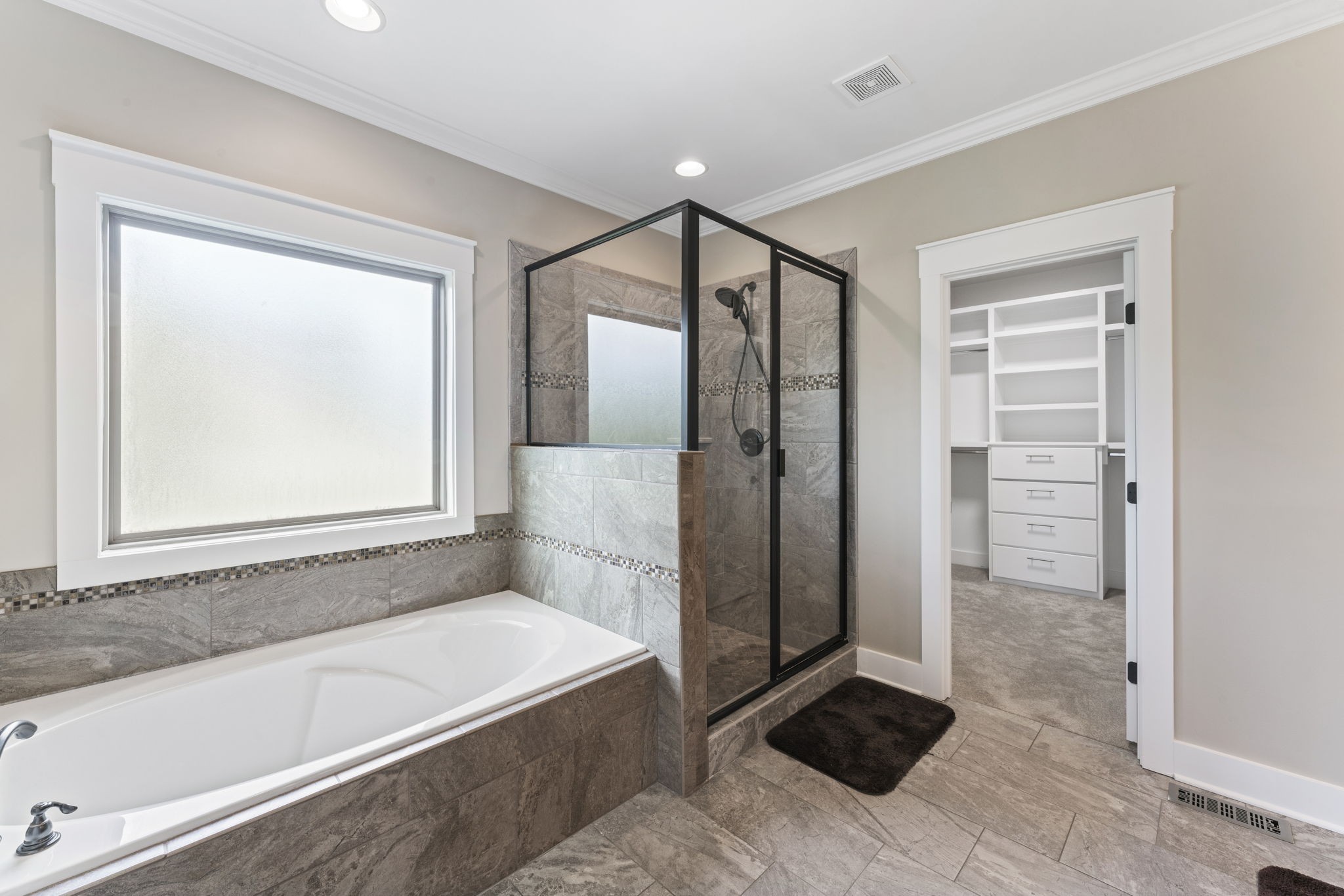 523 Urlacher Drive Murfreesboro, TN 37129 - Photo 21 of 45 a bathroom with a large tub shower and sink