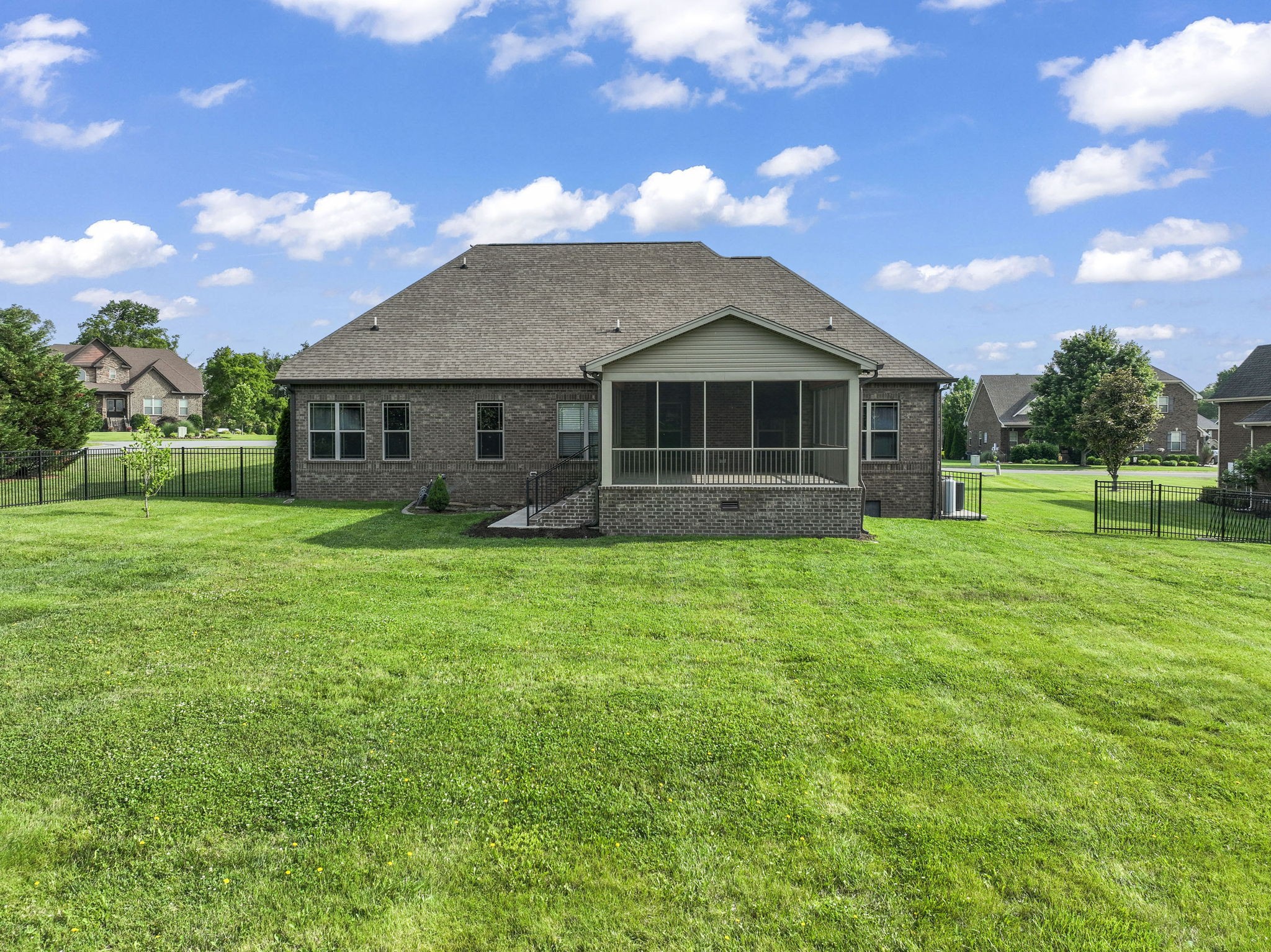 523 Urlacher Drive Murfreesboro, TN 37129 - Photo 35 of 45 a front view of house with yard and green space