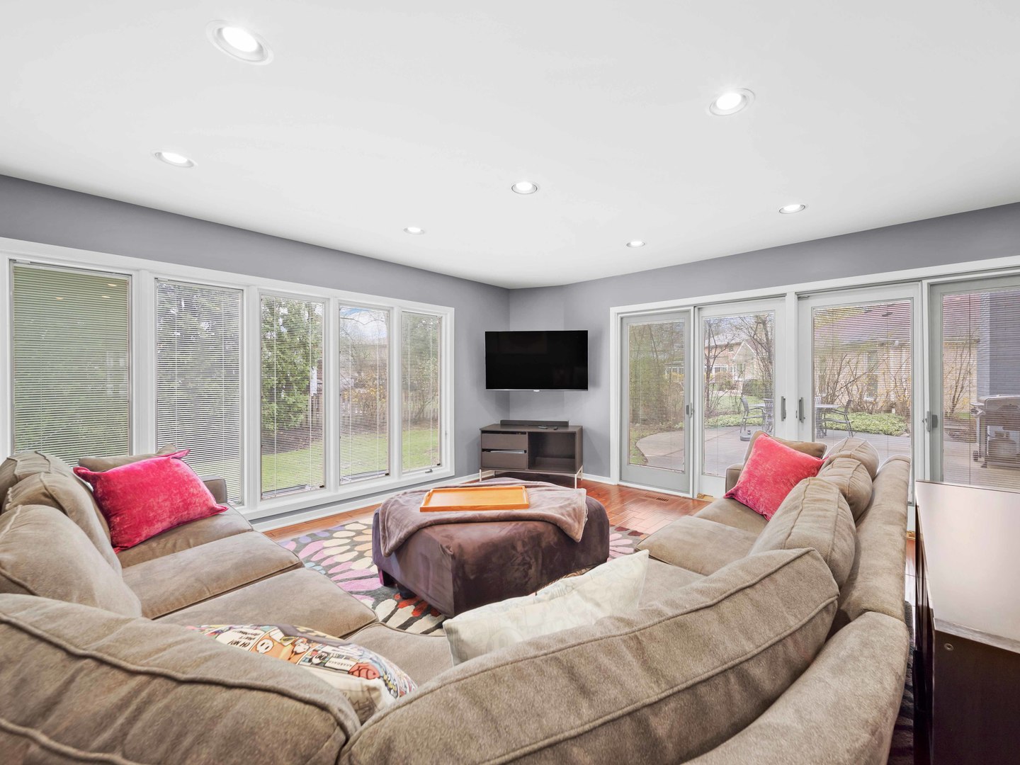 2409 The Strand Northbrook, IL 60062 - Photo 18 of 45